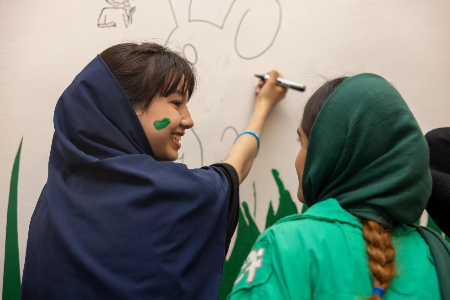 Iran | UNICEF Adolescent Kit for Expression and Innovation