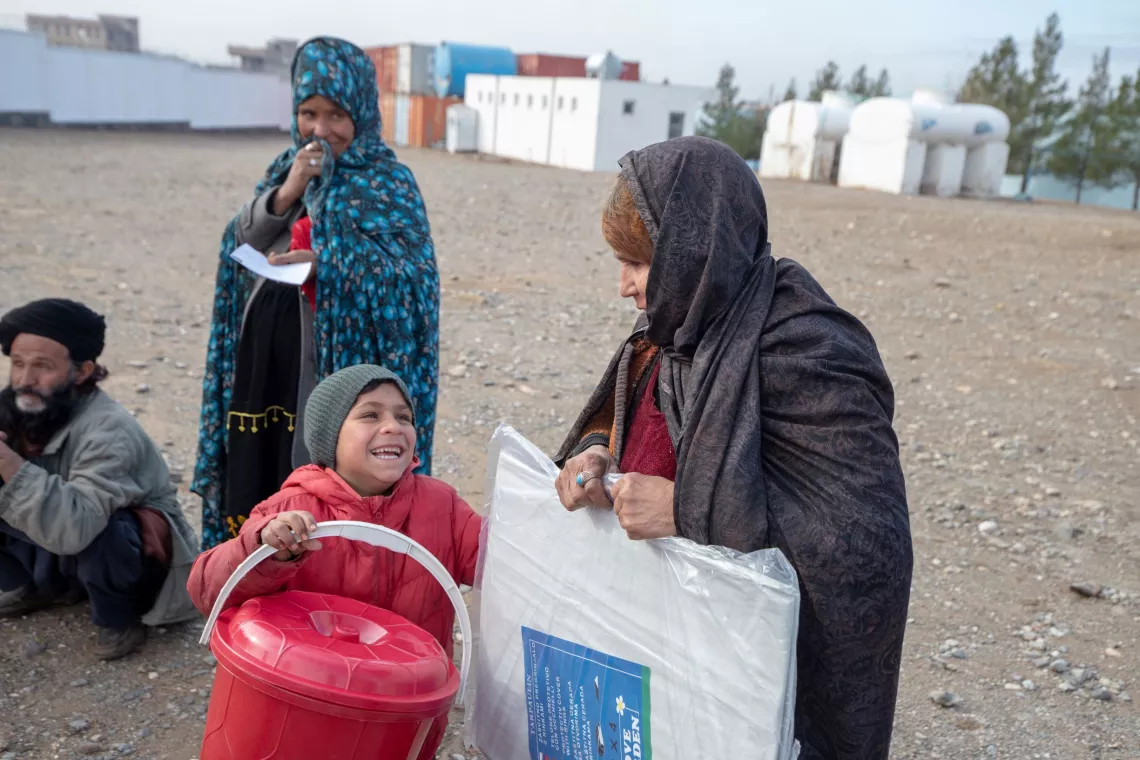 Winterization kits distribution