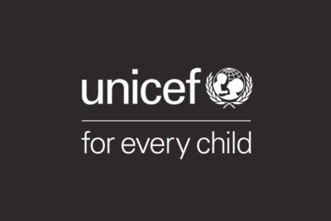 UNICEF logo: UNICEF - For Every Child