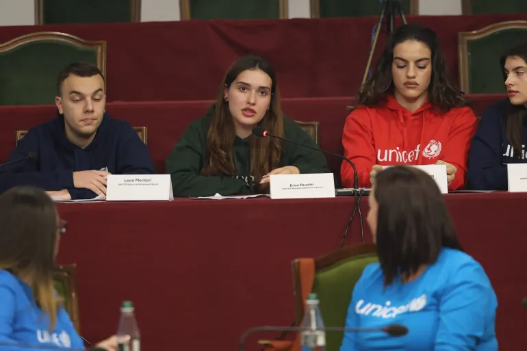 Youth speaking at the Parliament