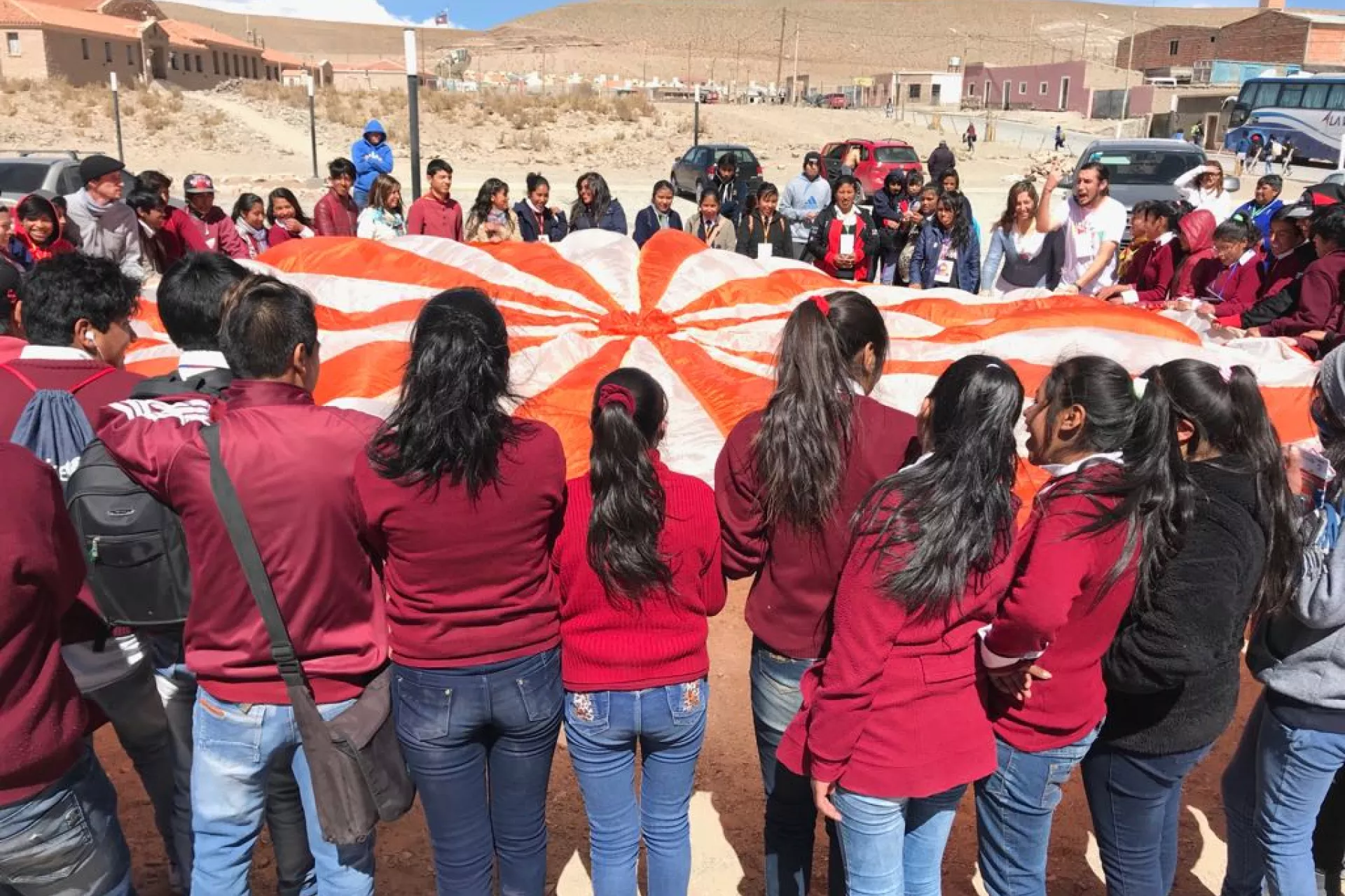 Adolescentes participan en un foro sobre salud integral realizado en Salta.