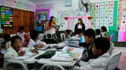 Ni&ntilde;os y ni&ntilde;as en el aula