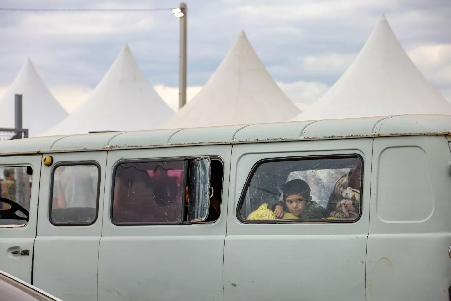 Tens of thousands of ethnic Armenian refugee children and families arrive to Syunik. 