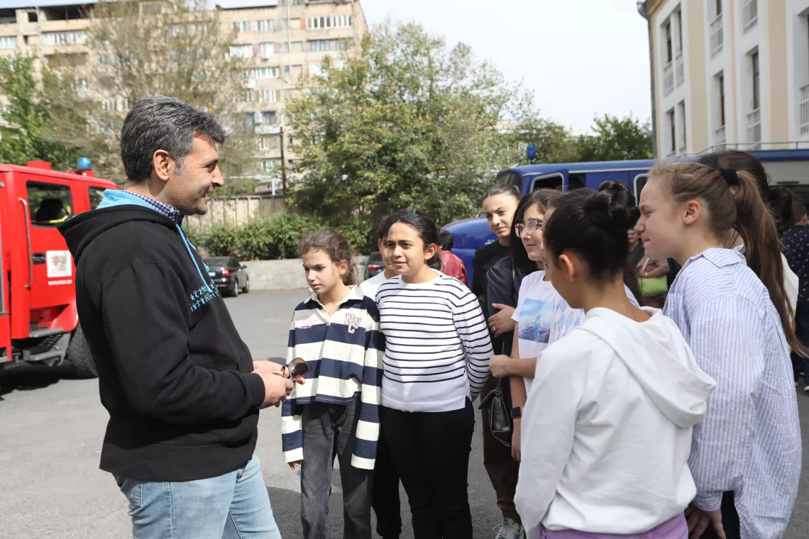 Children and adolescents in Yerevan schools mark the International Disaster Risk Reduction Day with an all-school preparedness drill.