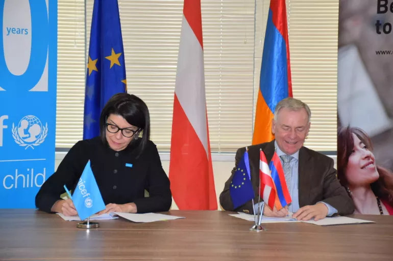 Ստորագրվում է համագործակցության փաստաթուղթ պաշտոնյաների կողմից