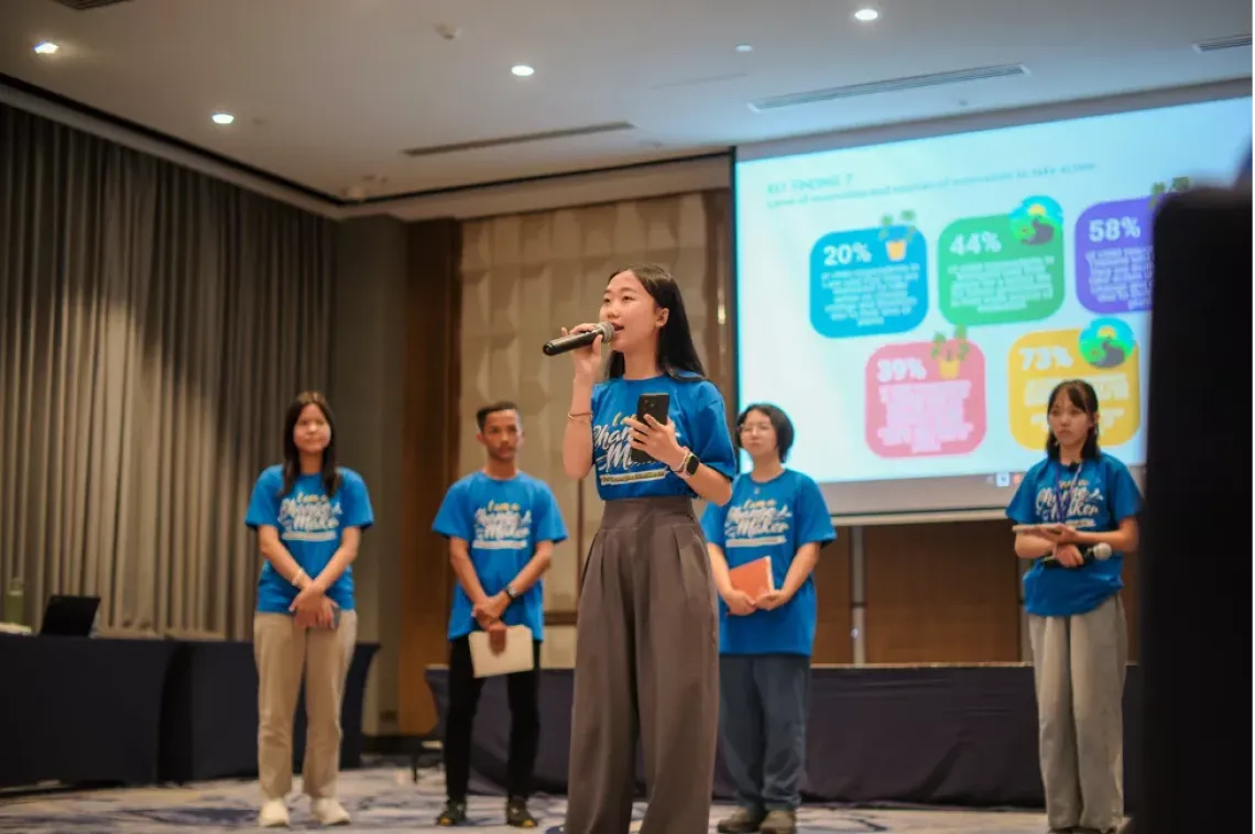 Young people on stage at the Asia-Pacific Ministerial Conference on Disaster Risk Reduction, speaking up about their experiences and perspectives