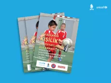 Cover of the coaching guides for boys. 