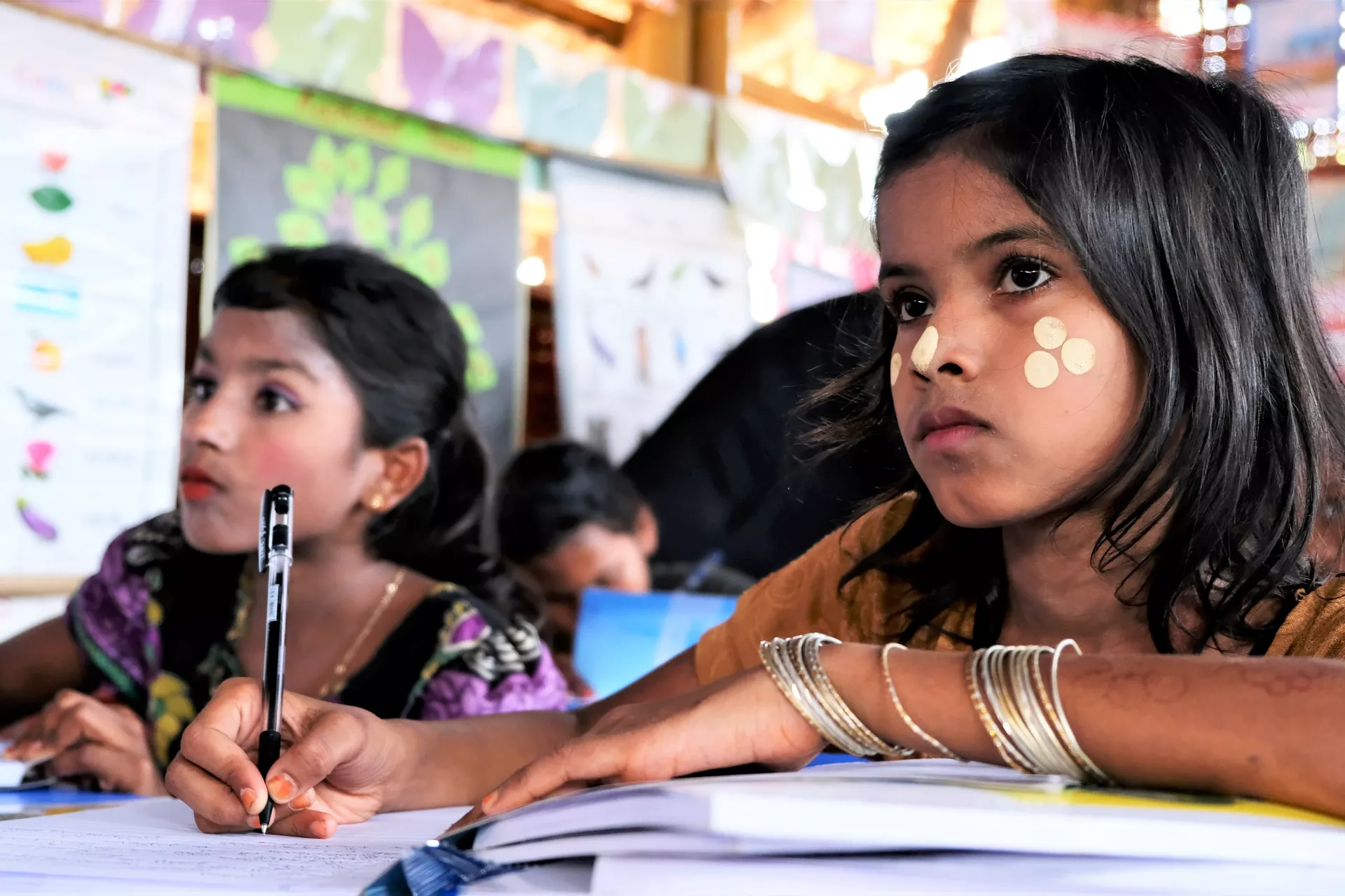 Girls attending go-only sessions for Rohingya refugee girls in UNICEF learning centres
