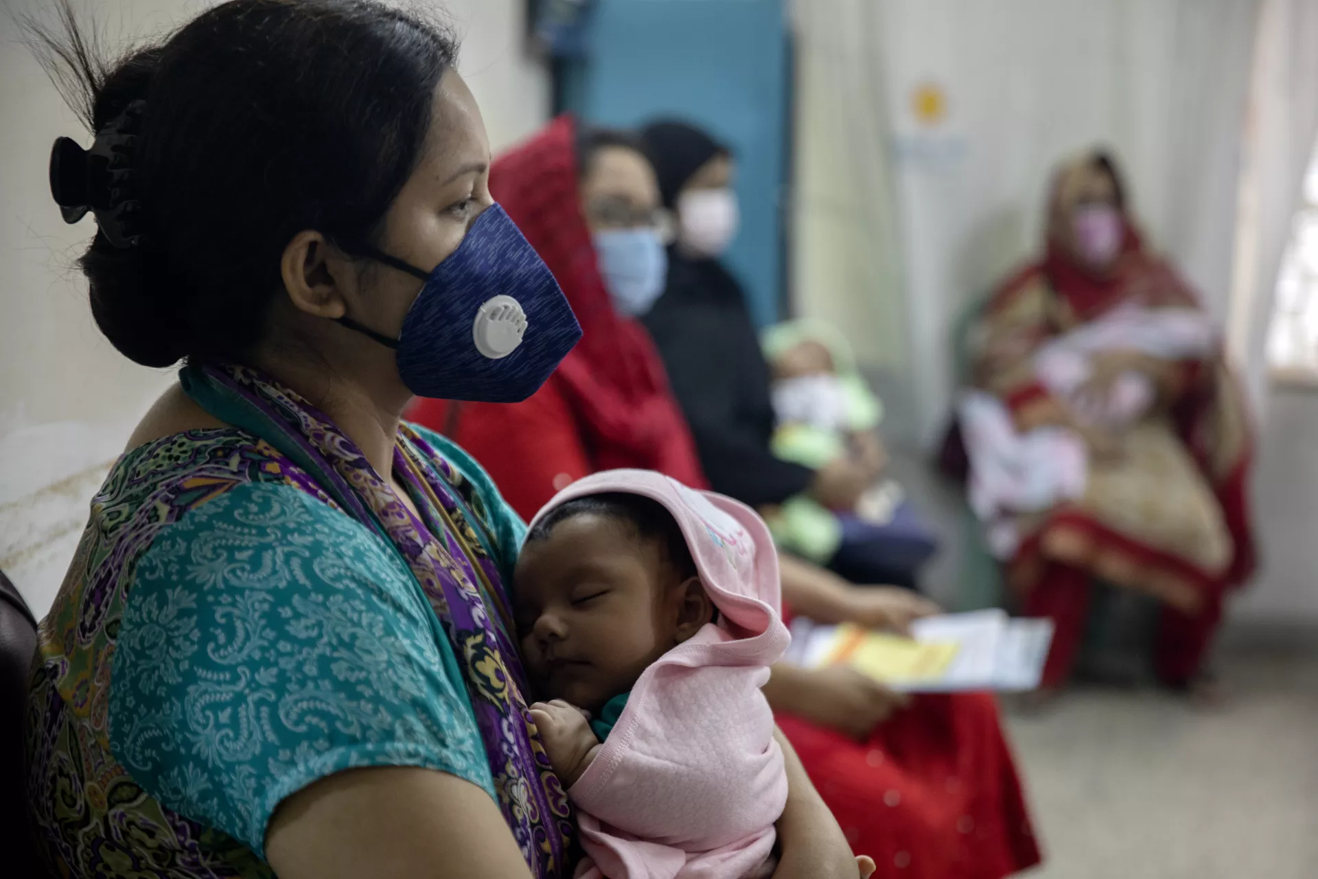Bangladesh. Mother and child