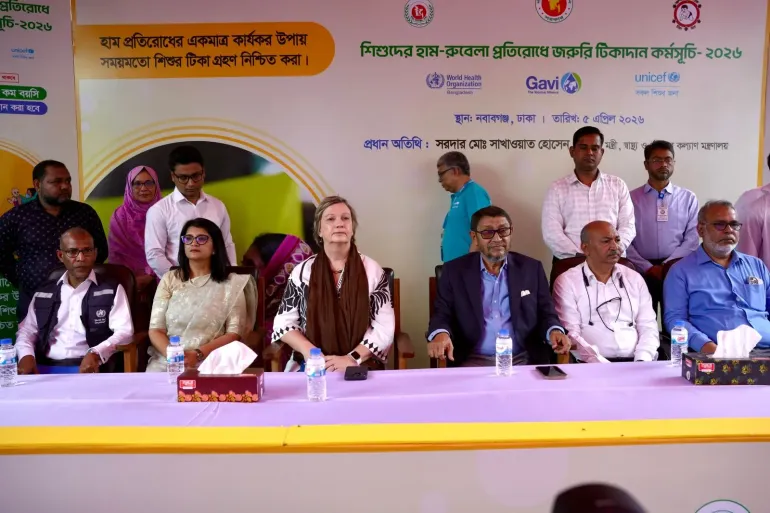 Emergency measles-rubella campaign with UNICEF, WHO and Gavi