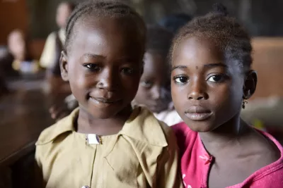 Des &eacute;l&egrave;ves dans leur classe