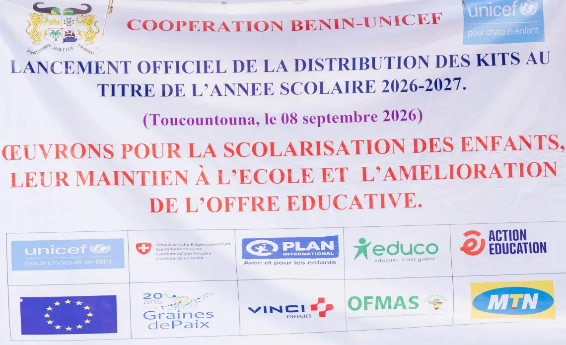 l&rsquo;Agence Fran&ccedil;aise de D&eacute;veloppement, l&rsquo;Union europ&eacute;enne, Plan International B&eacute;nin, Educo, Catholic Relief Services, OFMAS International, Action Education, Graines de Paix, la Fondation MTN, VINCI Energies, la Fondation Moov Africa B&eacute;nin, WeWorld, et l&rsquo;UNICEF, et d&rsquo;autres acteurs, engag&eacute;s aux c&ocirc;t&eacute;s du Gouvernement.