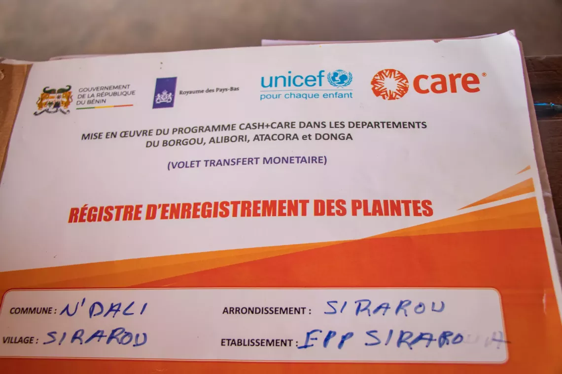 Un exemplaire du registre des plaintes mis en place au sein de l'Ecole Primaire Publique permet de suivre les r&eacute;clamations 