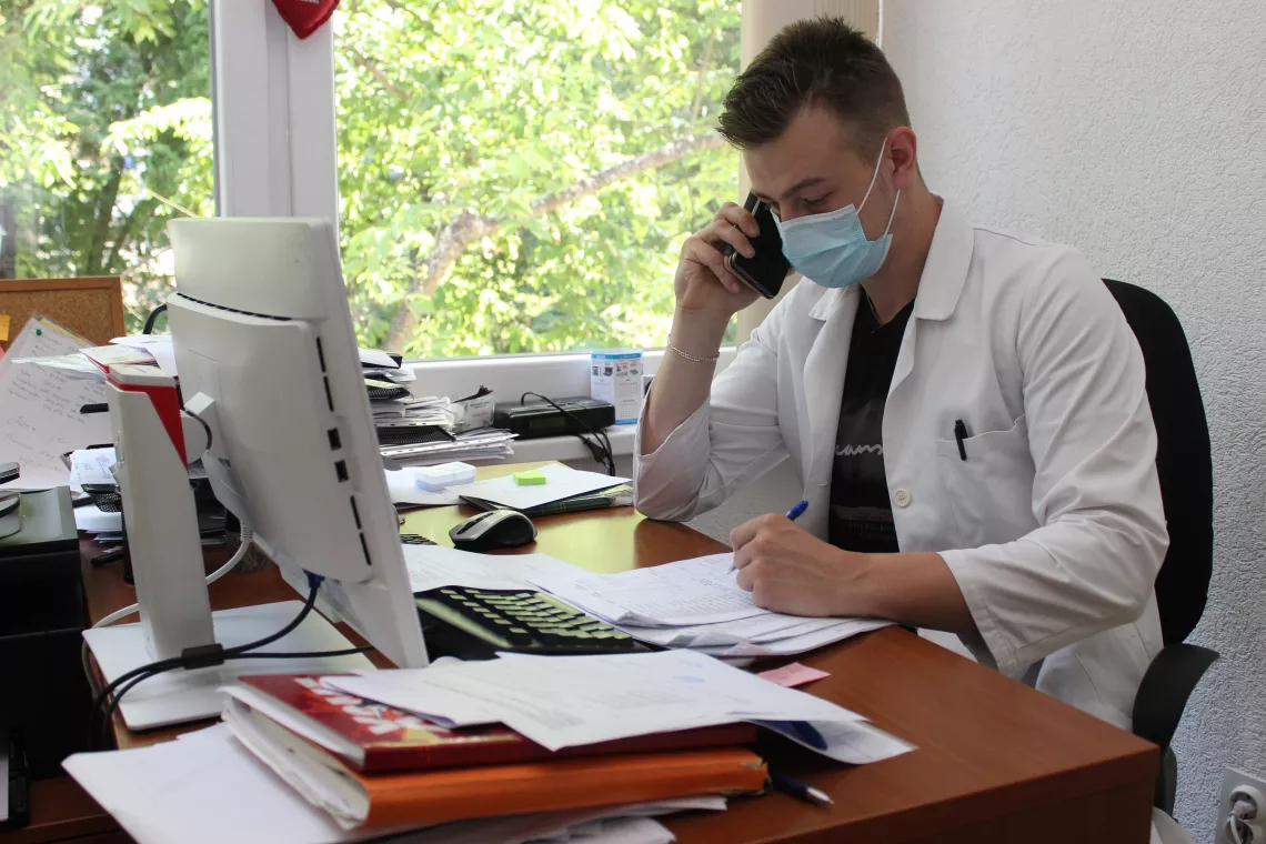 Sanitarni tehničar Eldin Kamenica