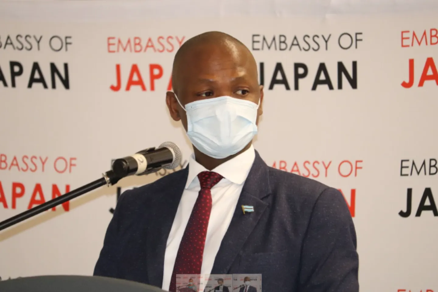 Minister Edwin Dikoloti 