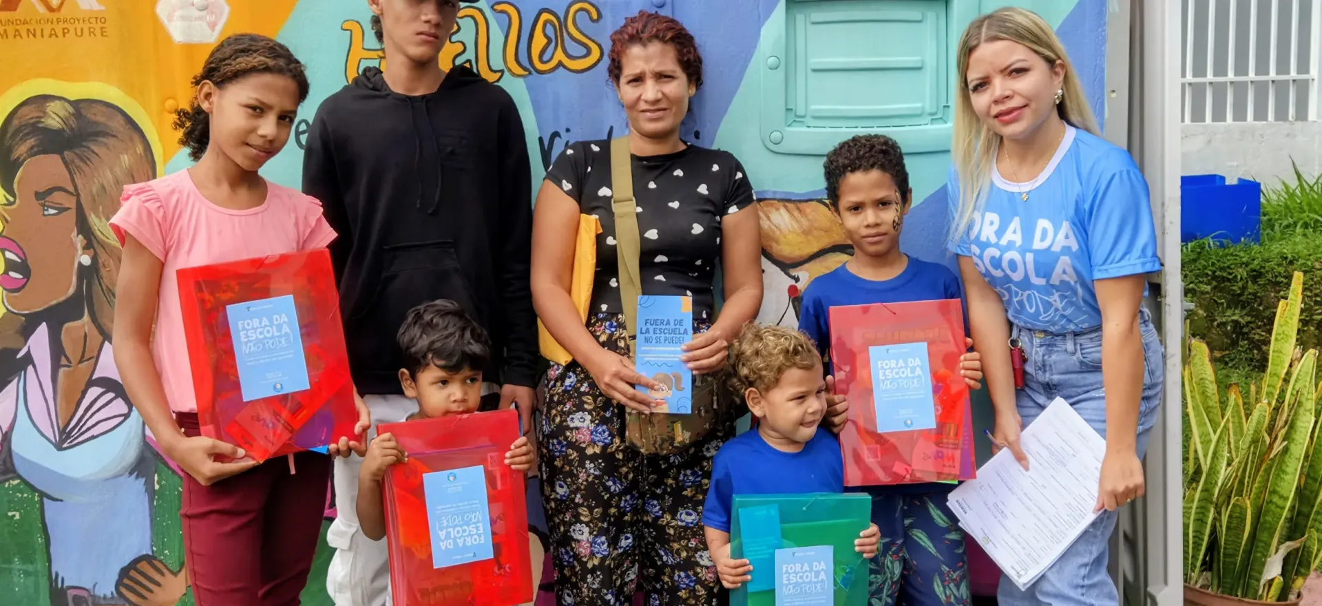 crian&ccedil;as seguram pasta azul