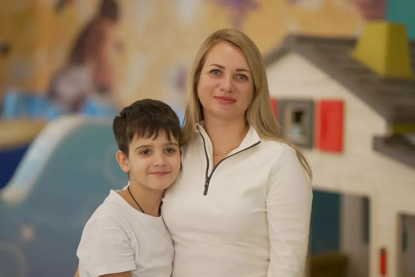 Наталия и синът ѝ Иван на 8 г.