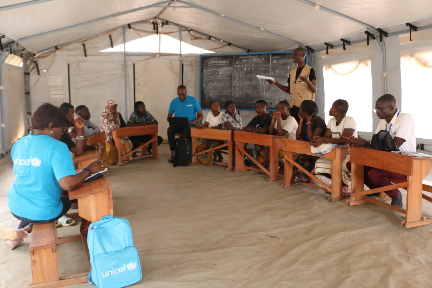 Participants au focus groupe organis&eacute; avec l&rsquo;appui de l&rsquo;UINCEF &agrave; l&rsquo;intention de jeunes filles et gar&ccedil;ons du site de r&eacute;fugi&eacute;s congolais de Musenyi &agrave; Rutana sur leur int&eacute;gration dans le syst&egrave;me &eacute;ducatif burundais. 