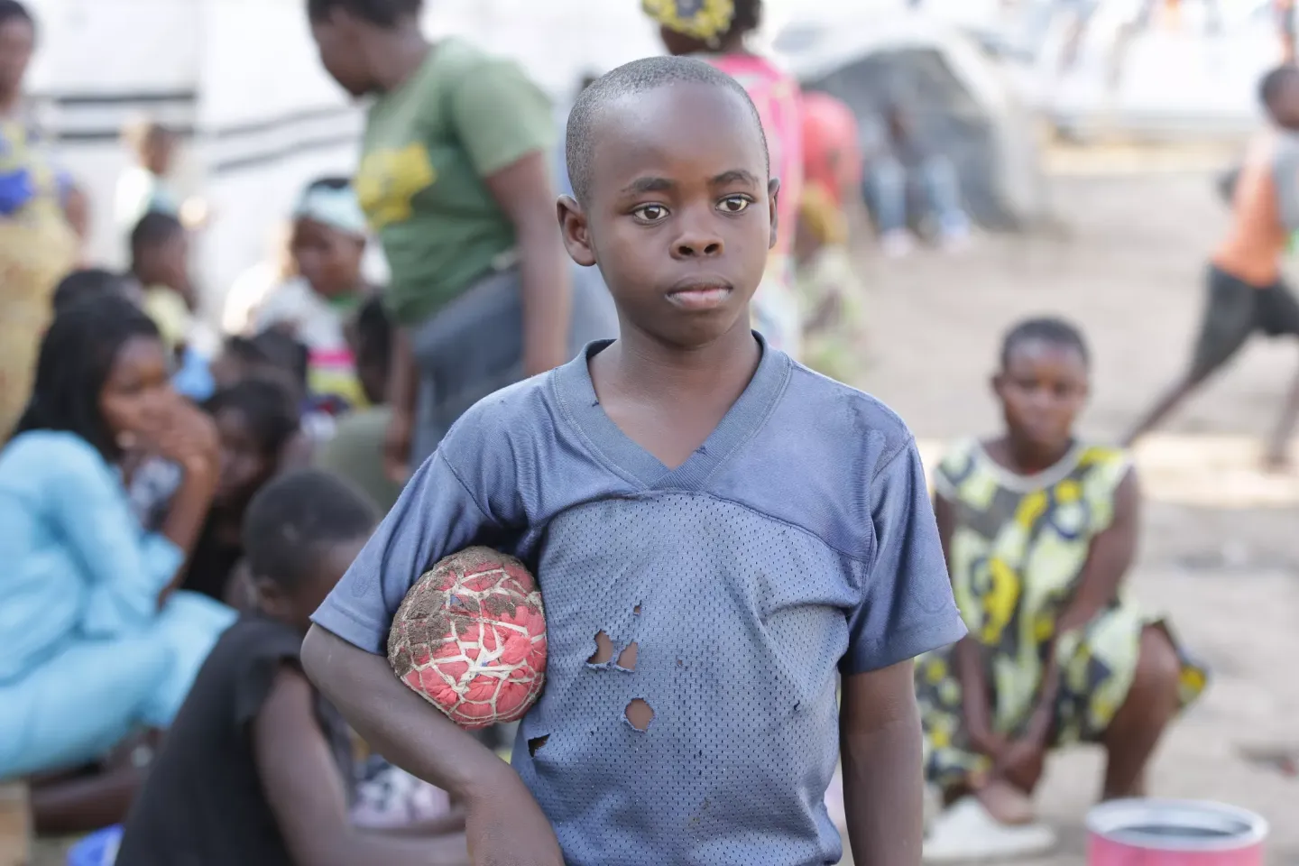 Malipo Uliba, un enfant de 9 ans originaire de Katogota, a fui seul sans sa famille avant d&rsquo;&ecirc;tre accueilli par une famille d&rsquo;accueil.