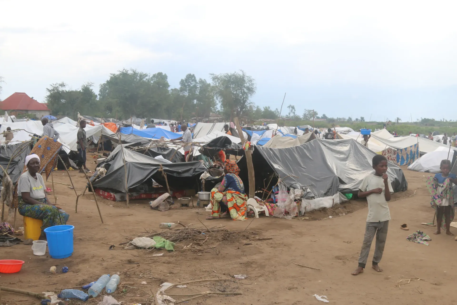 Photograph of the transit site for Congolese refugees