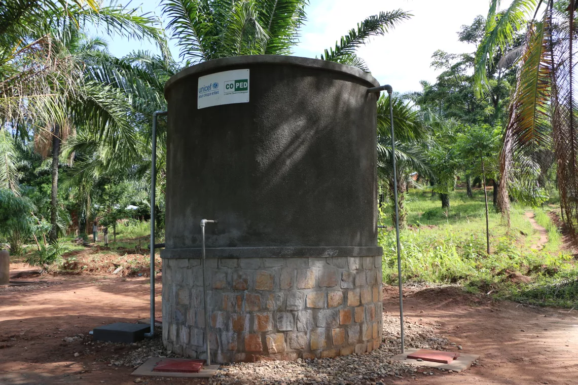 R&eacute;servoir de Gahore est aliment&eacute; par le point de captage de Mugweji de la commune Rumonge. L'installation a &eacute;t&eacute; financ&eacute;e par le Gouvernement du Japon.