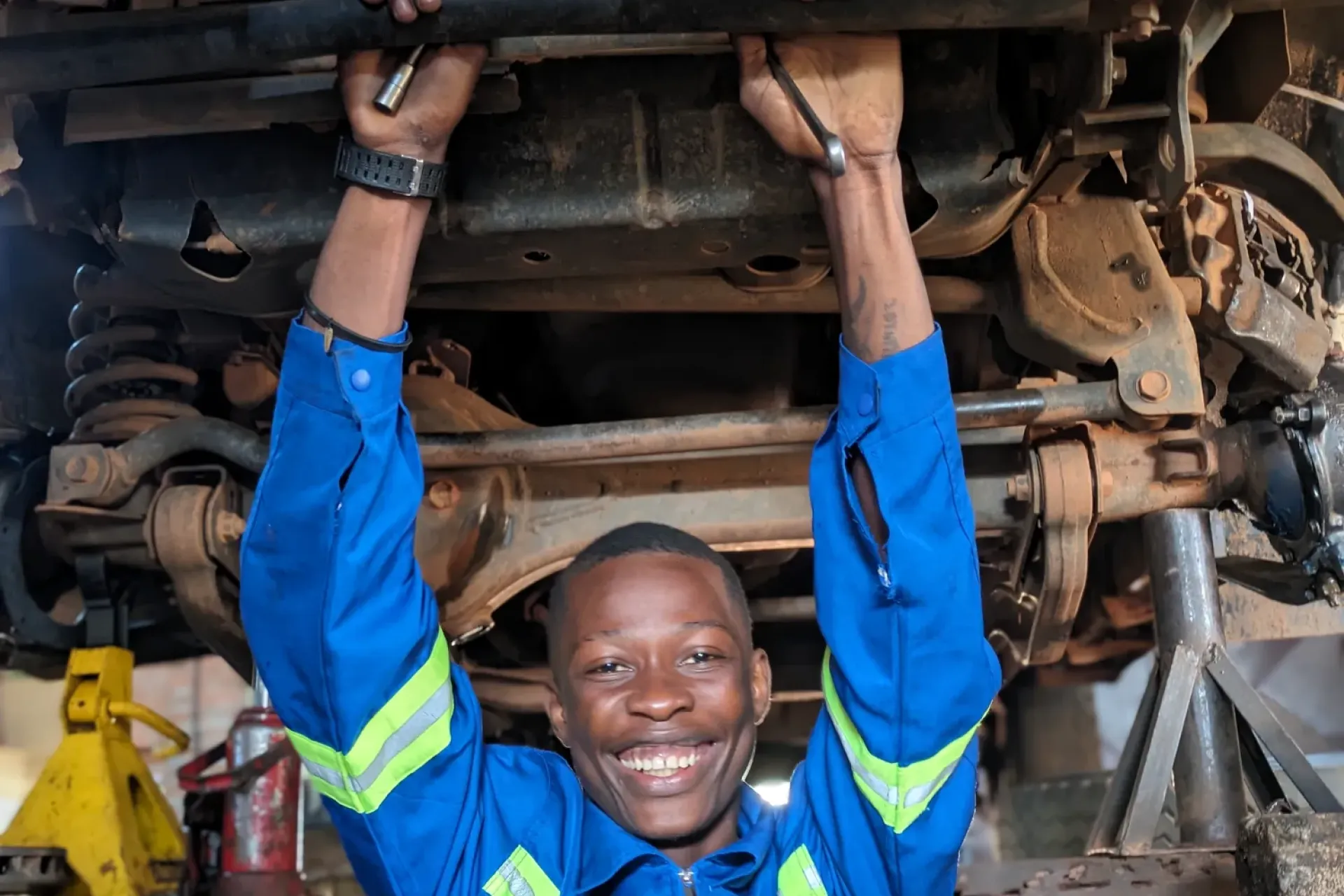  Caleb Ngawan enjoys putting into practice the mechanical skills he has learnt. 