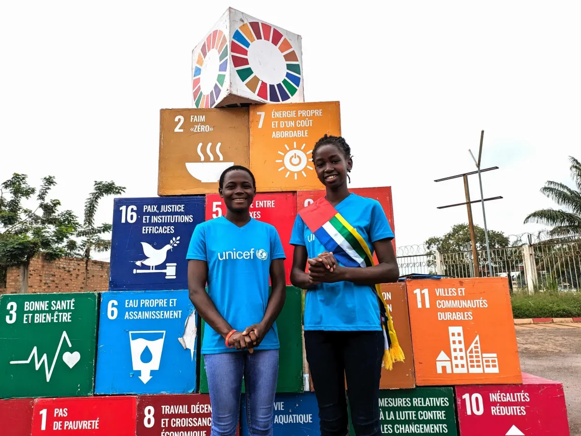 Mirabelle et Merveille sont des jeunes avocats de l&rsquo;UNICEF en RCA. Lors du Sommet des filles de Dakar, elles ont plaid&eacute; pour le respect des droits des enfants