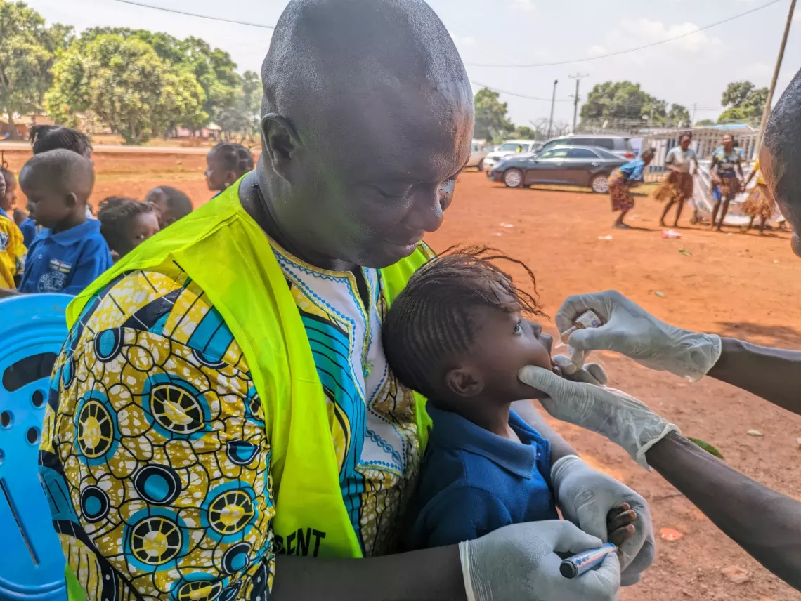 Community health workers reach out to the population in crowded neighborhoods and especially in the most remote villages.