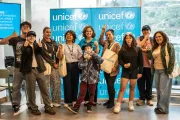 Miembros del consejo consultivo de ni&ntilde;os, ni&ntilde;as y adolescentes en la oficina de UNICEF Chile