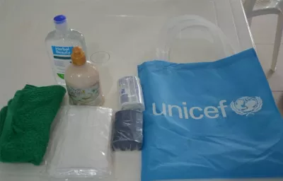 Entrega de suministros en el Amazonas colombiano