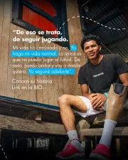 Imagen de adolescente con texto descriptivo