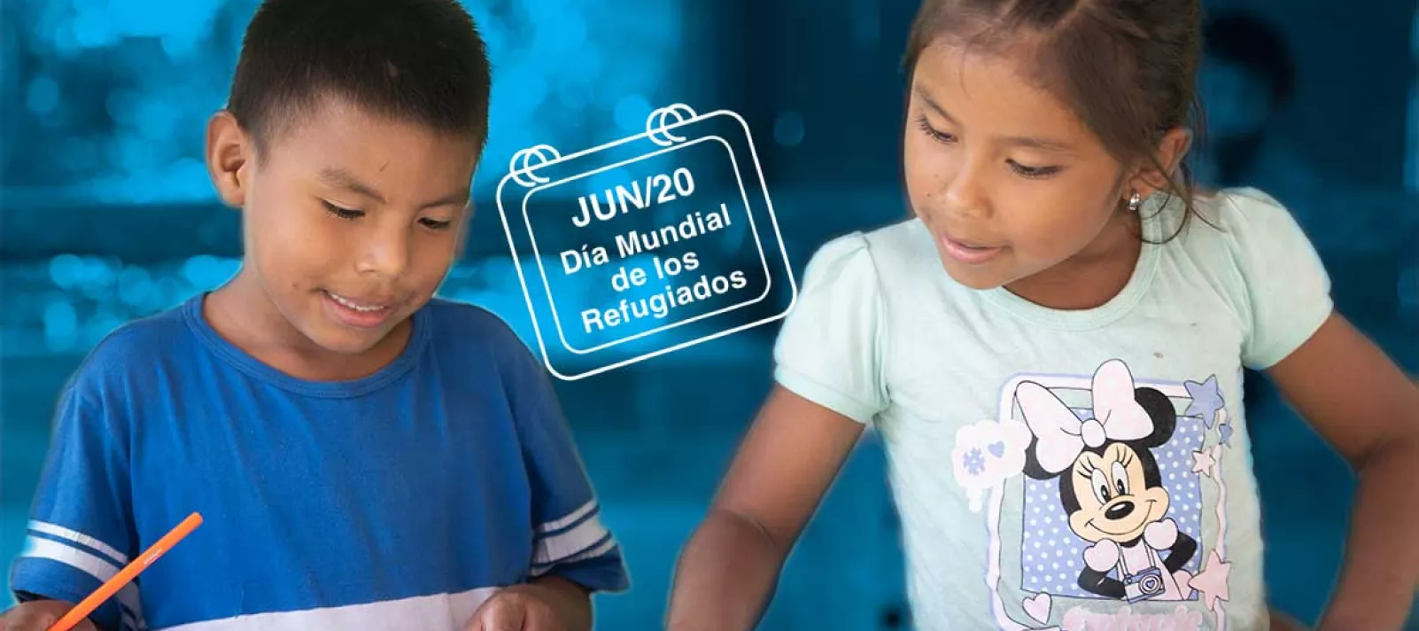 ni&ntilde;a y ni&ntilde;o aprender a leer