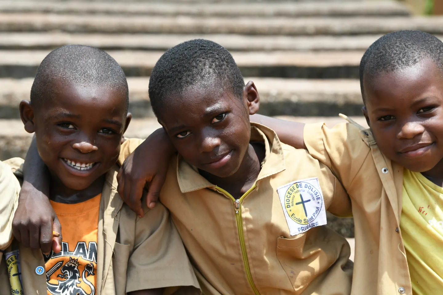 des enfants a l'ecole