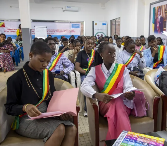 Des membres du parlement des enfants lors du lancement des consultation des filles pour le PND du Congo 2027-2031 &agrave; Brazzaville