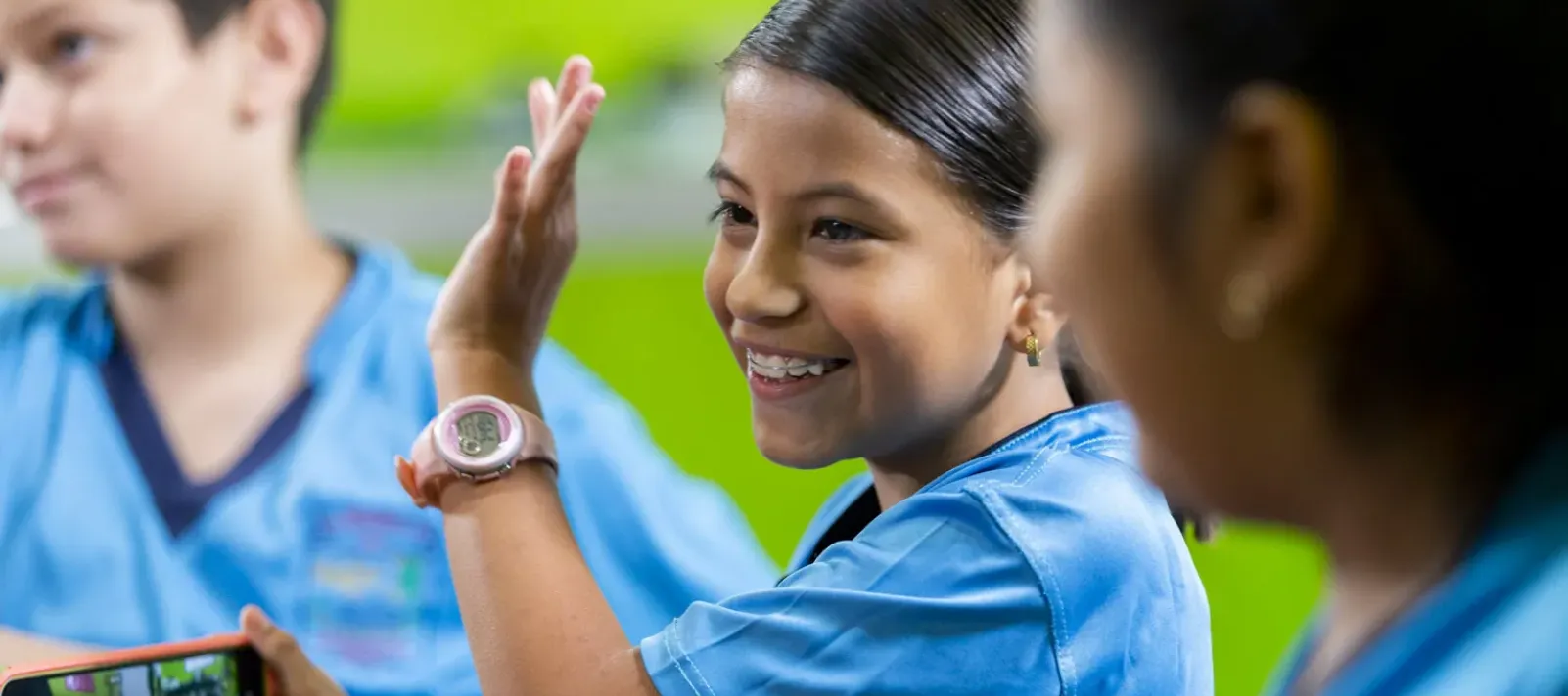 Ni&ntilde;a sonriendo Educaci&oacute;n primaria Barva Heredia 