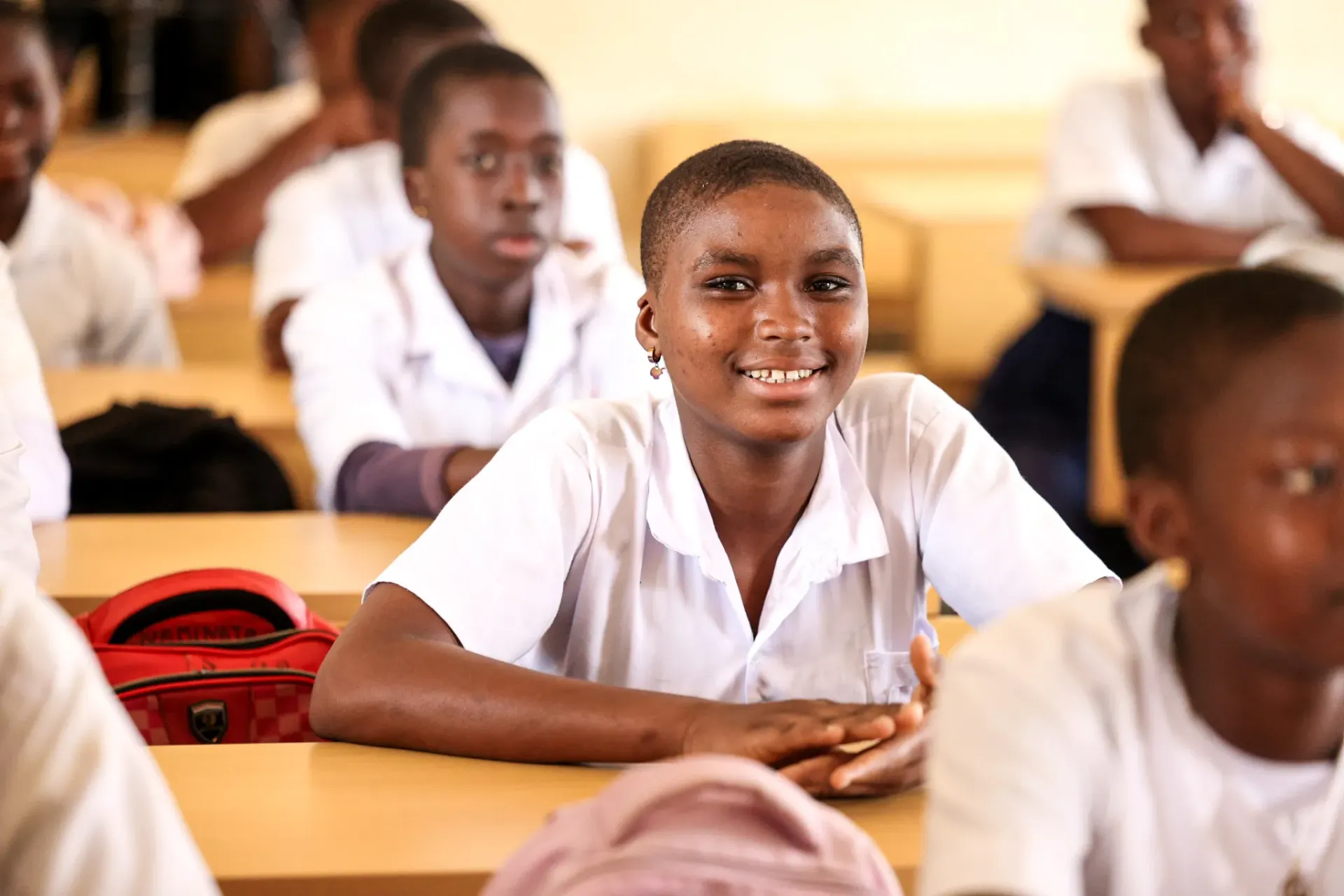 Une adolescente &eacute;l&egrave;ve au Coll&egrave;ge Moderne de Bassawa et b&eacute;n&eacute;ficiaire de l&rsquo;espace-filles.
