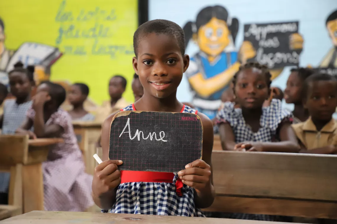Anne Tind&eacute;, 8 years-old, in her new class constructed from plastic bricks, in Toumoudi-Sakassou, central C&ocirc;te d&rsquo;Ivoire. 