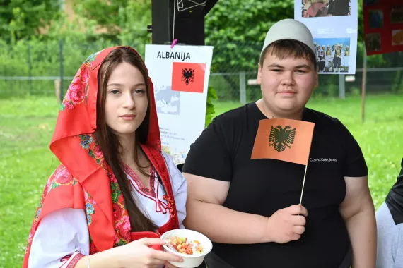 djeca na festivalu