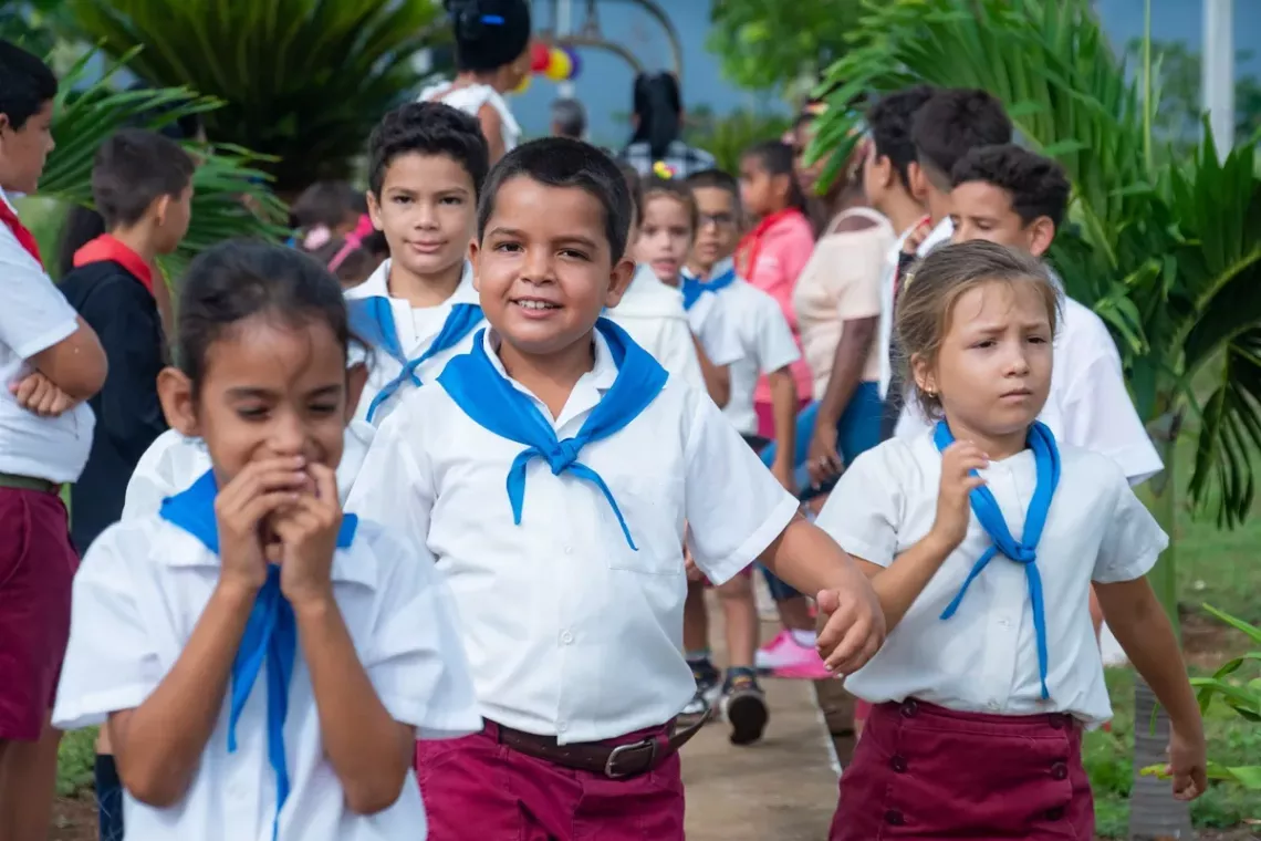 Ese d&iacute;a, en la escuela Abraham Lincoln, no solo se celebraron dos efem&eacute;rides. Se celebr&oacute; la capacidad de una comunidad de recomponerse desde sus cimientos. 