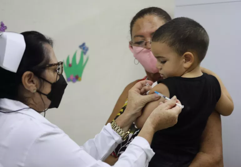 UNICEF apoya al Programa ampliado de inmunizaci&oacute;n en Cuba con la compra de la vacuna PRS