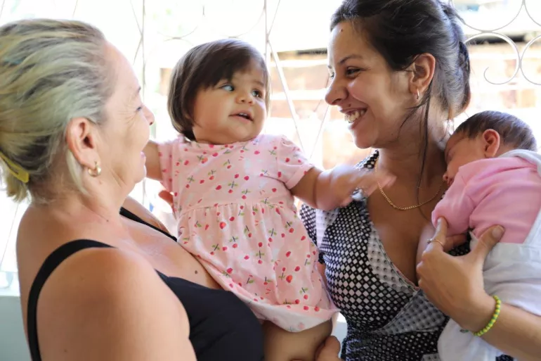 La lactancia materna fue la respuesta de las madres cubanas