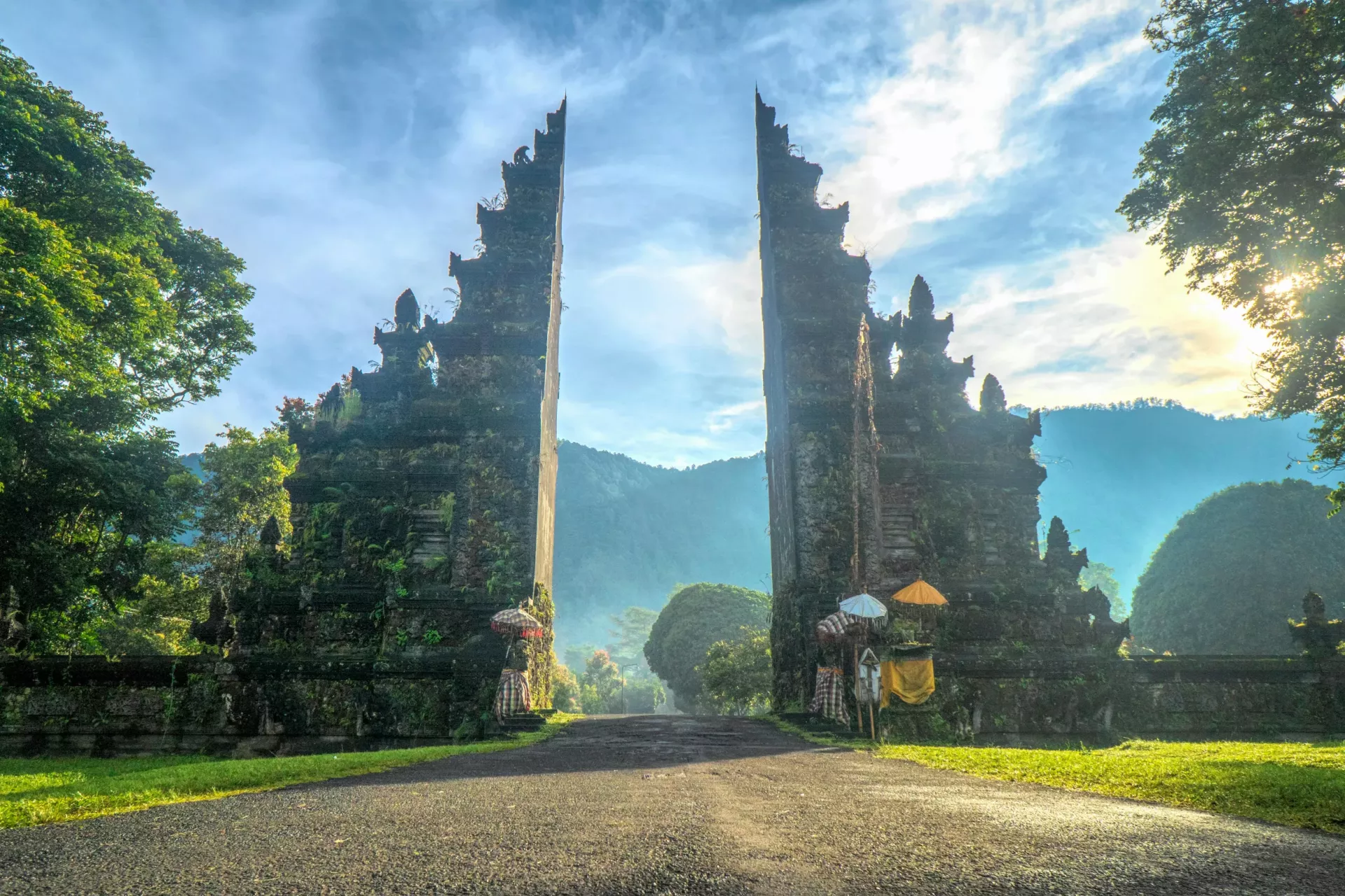Bali-Gateways 