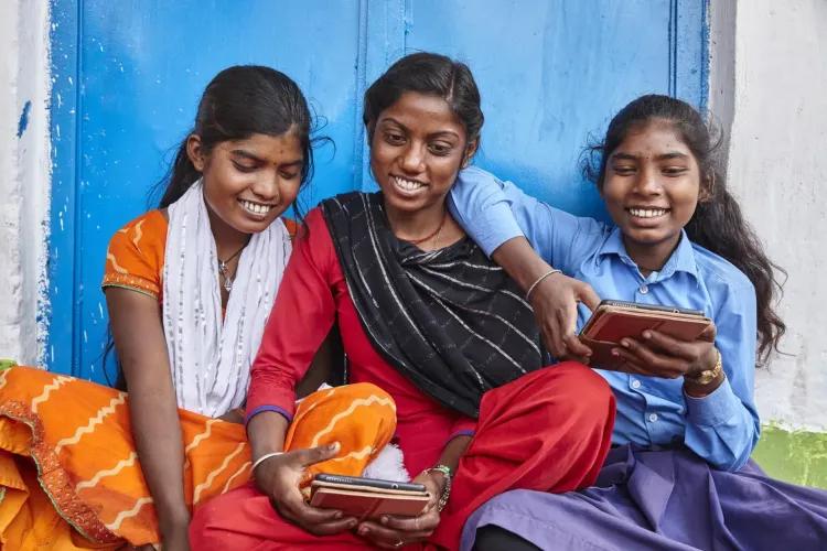 Safe learners in a digital world