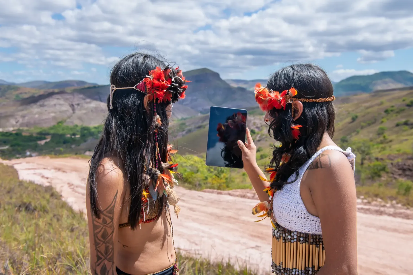 Students from the S&atilde;o Sebasti&atilde;o do Cail&atilde; Indigenous State School began using the internet to show the world the cultural richness