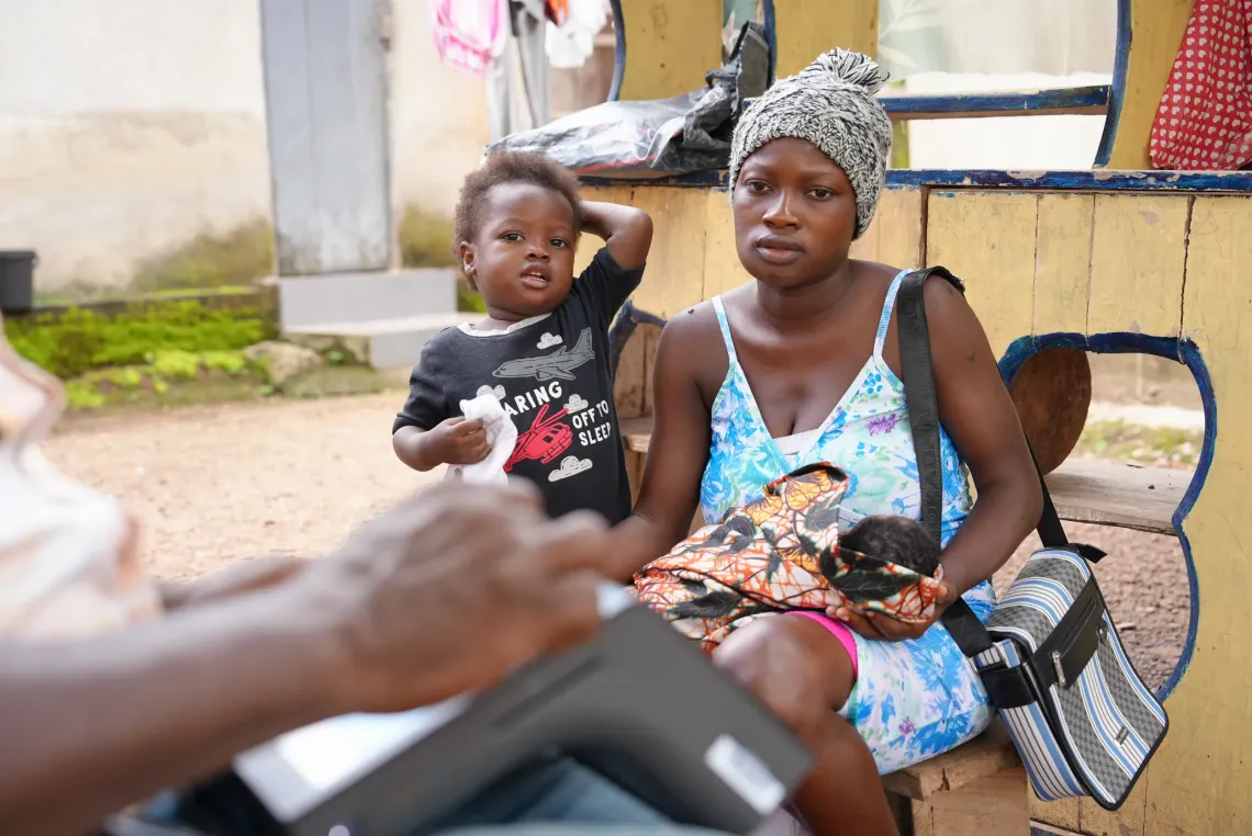 Alice Zainab Bangura registers the birth of her daughter, Ishiatu, through Sierra Leone&rsquo;s digital birth registration system in Masongbo, Bombali District.