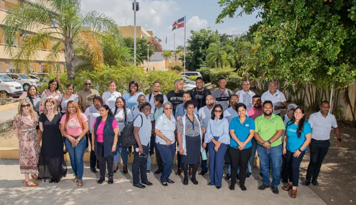 Lanzan piloto del proyecto de Certificaci&oacute;n Digital en Centros Educativos para regular las desigualdades que viven los adolescentes dominicanos en el mundo virtual - Foto NdP 2