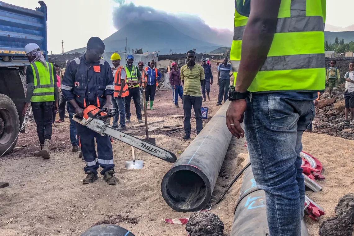 Travaux de remplacement des canalisations d&eacute;truites pas l'&eacute;ruption