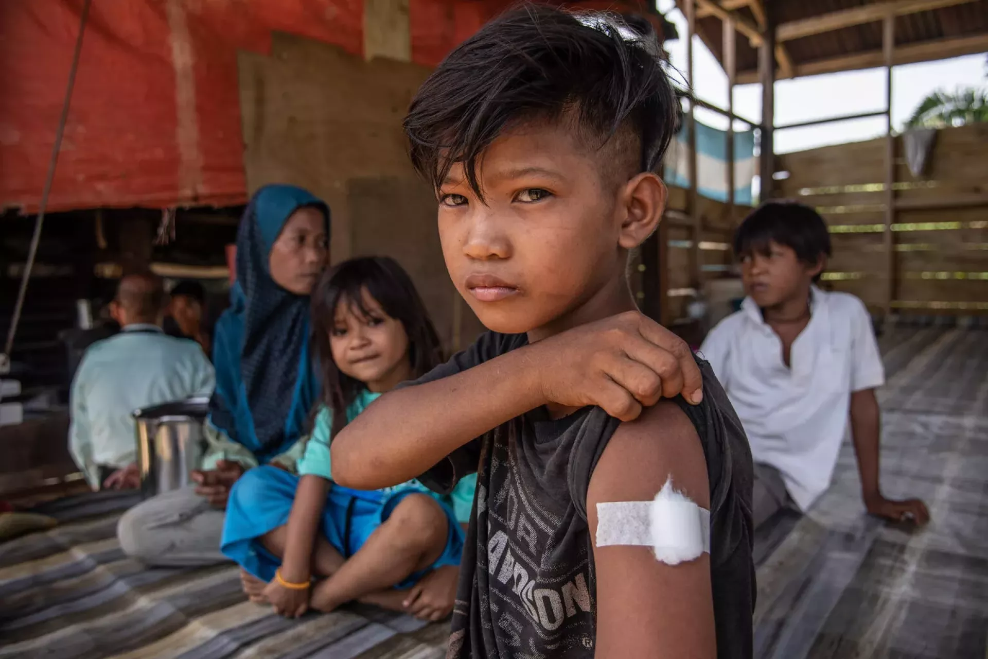 On 3 June 2023, mobile health team from Lahad Datu district clinic visited Rawin&rsquo;s family carrying Hexaxim vaccine and other medical equipment to administer vaccine to him