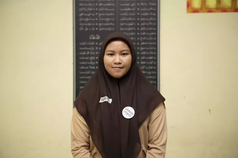 Qhaida is a student at the Al-Asy'asiyah Islamic Boarding School who participates in P-OCSEA (Prevention of Online Child Sexual Exploitation and Exploitation) training organized by the Setara foundation and UNICEF Indonesia.