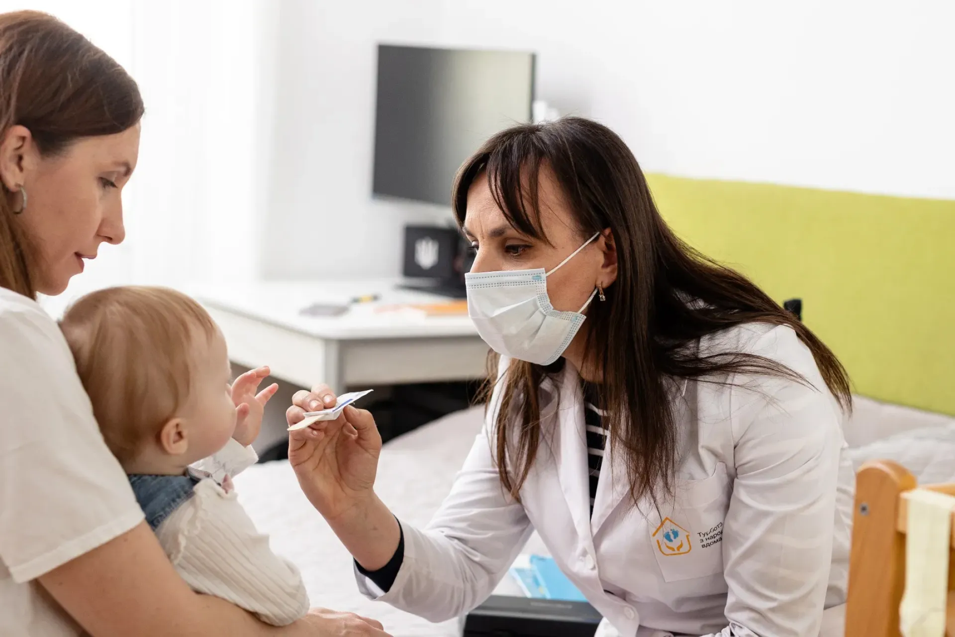 A child sees a doctor